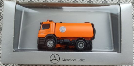 Mercedes-Benz коммунальная машина 1:87