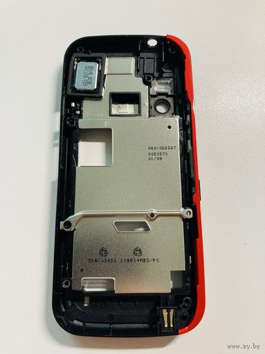 Nokia 5730 - Middle Cover + Camera Lens Black/Red (оригинал, 0253573)