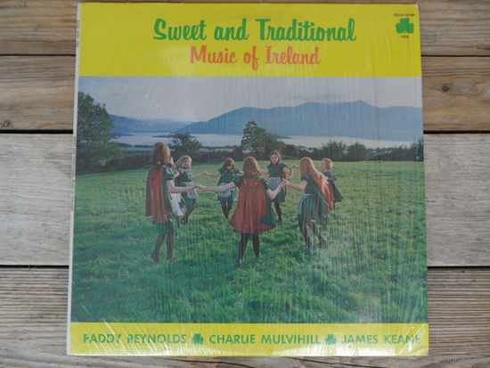 Paddy Reynolds, Charlie Mulvihill, James Keane a.o. - Sweet and Traditional. Music of Ireland - Rego Irish, USA