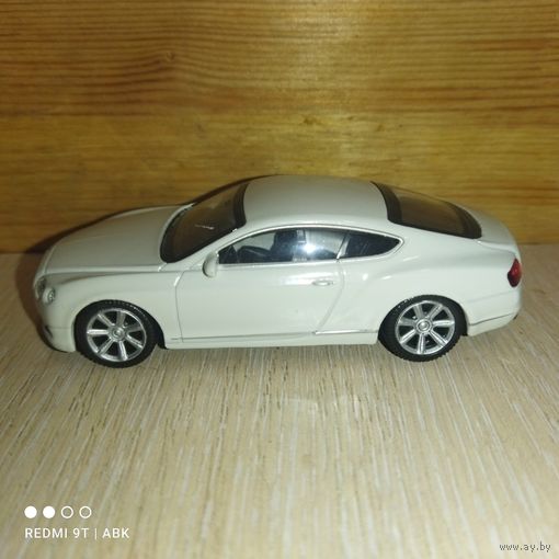 Модель Bentley Continental GT.1/43.