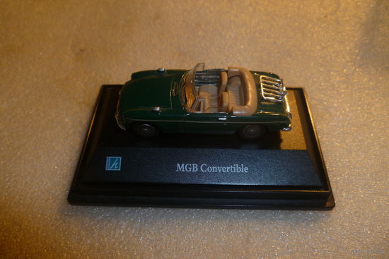Модель авто MGB 430 Convertible. масштаб 1:110-120.