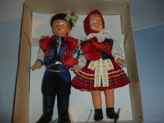 Парочка Куклы В Национальном Костюме Чехословакия В Родной Упаковке