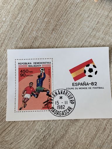 Мадагаскар 1982. Чемпионат мира по футболу Испания-82. Блок