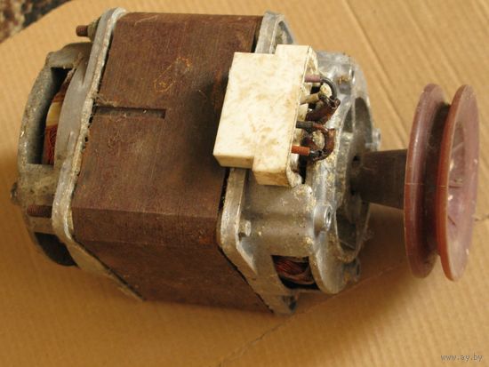 Электродвигатель от стиральной машины СССР