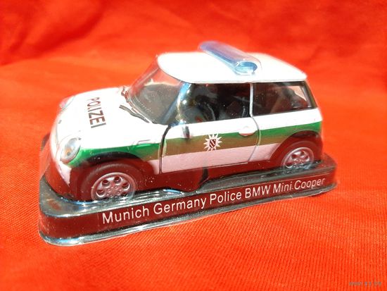 1/43 Mini Cooper (полиция Мюнхен Германия)