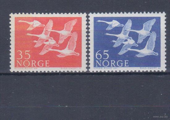 [2072] Норвегия 1956. Фауна.Птицы.Лебеди. СЕРИЯ MNH