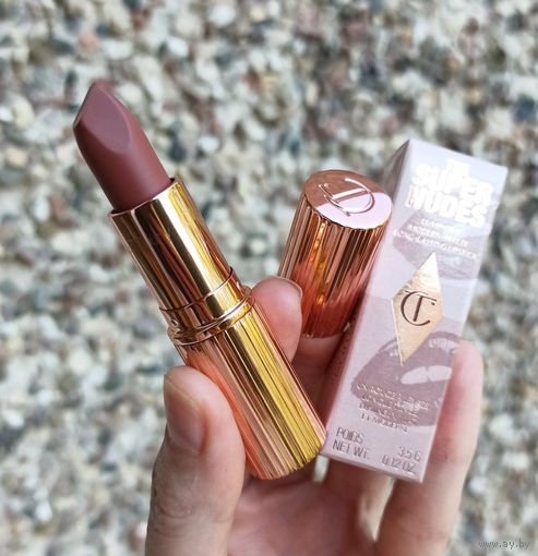 Помада Charlotte Tilbury The Super Nudes в оттенке Super Fabulous