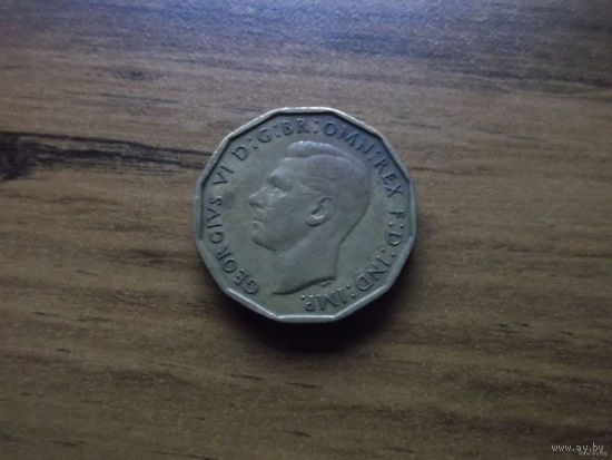 Великобритания three pence 1942