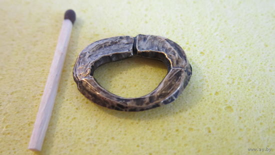 Древняя монета Китая в форме кольца. Музейная КОПИЯ