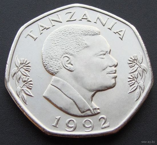 Танзания. 20 шиллингов 1992 год KM#27.1  "Африканский слон"