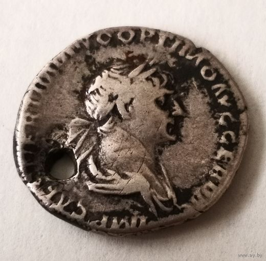 Денарий РИМ. серебро..  Денарий Траяна с Фелицитас. 114-117 гг. н.э.