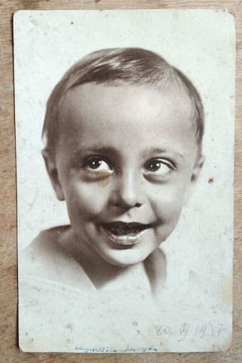 Фото ребенка. 1937 г. Иудаика. 8х13 см