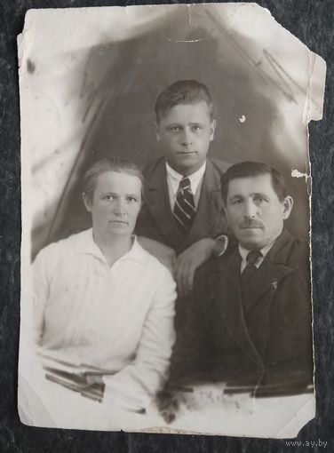 Семейное фото. 1939 г. 10х14 см.