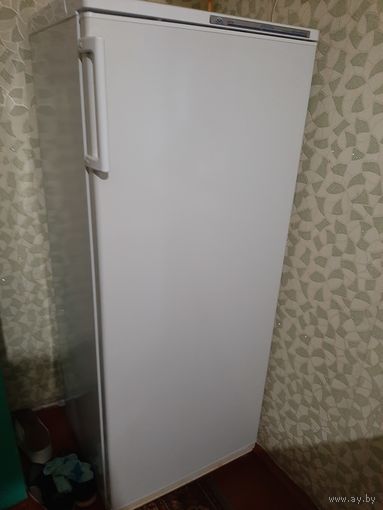 Однокамерный холодильник "Атлант" с морозильником внутри МХ-2823-80 (серия 28)