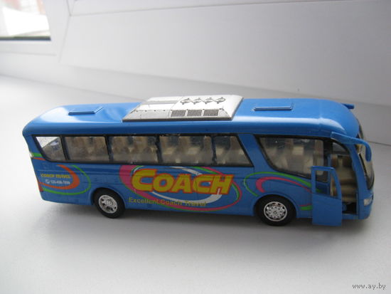Модель автобуса