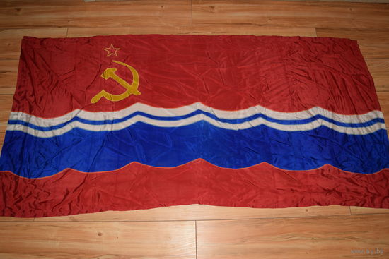 Большое. Флаг. Знамя. Эстонская ССР.
