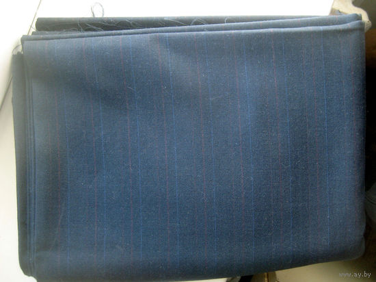 Ткань костюмная, темно-синяя, чистая шерсть  (отрез  3,39 х 1,44 м)