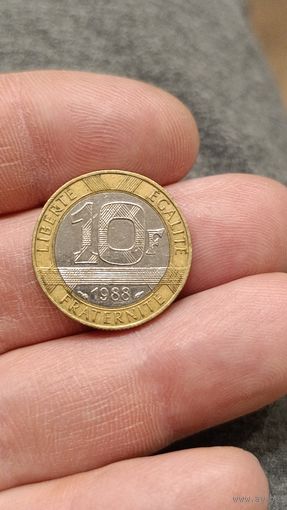 Франция.10 франков 1988 года.