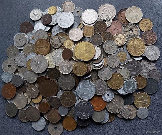 Сборный лот - монеты мира. Шикарная подборка - более 2 кг. Без М.Ц.
