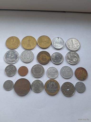 Монеты разные.