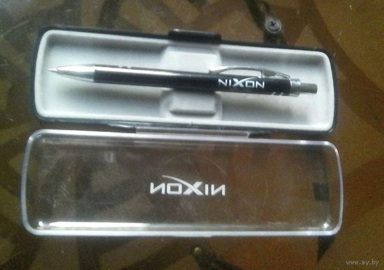 Ручка подарочная шариковая Nixon NPS-270 в футляре