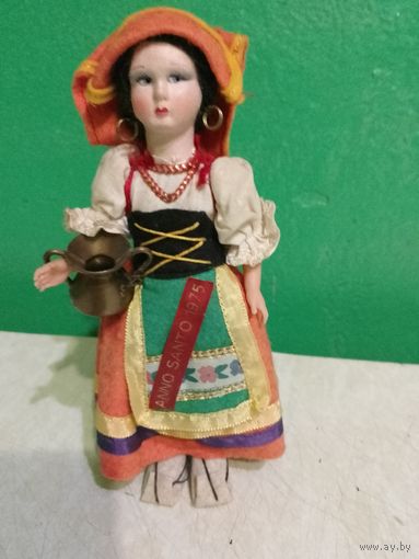 Винтажная кукла . Италия